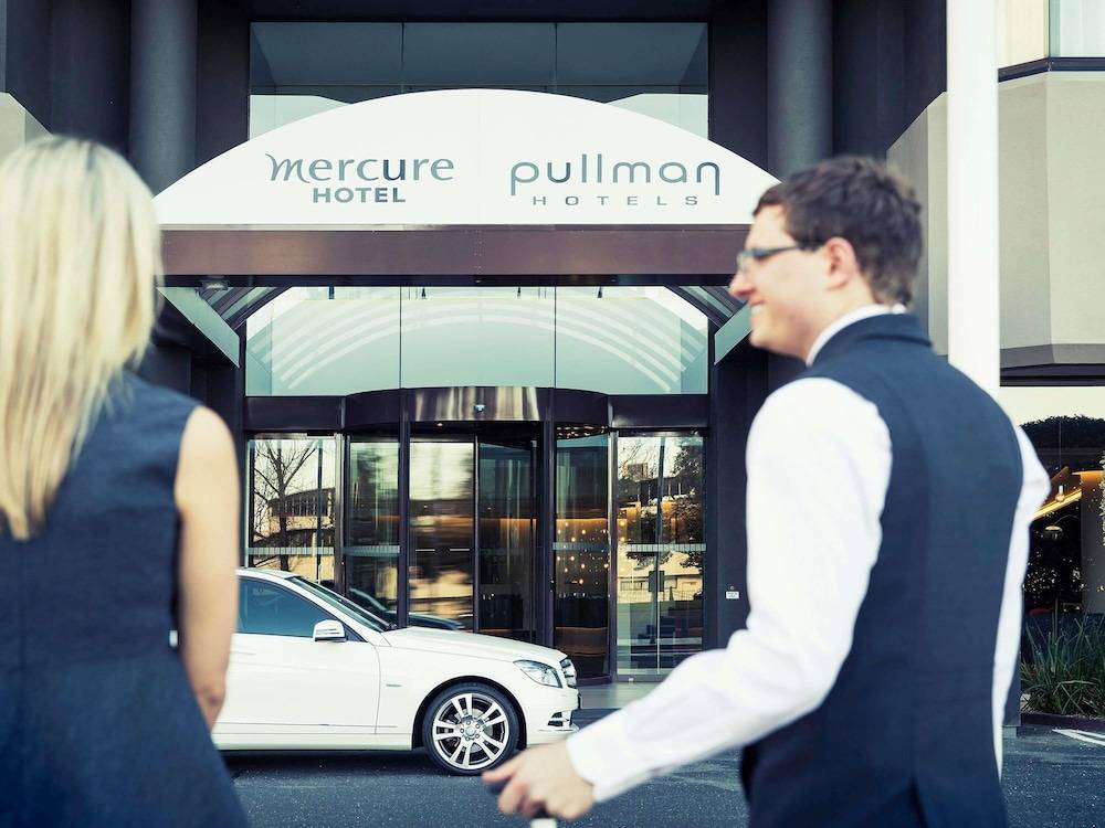 Mercure Melbourne Albert Park 1