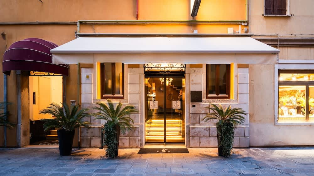 The Venice Times Hotel, Vignette Collection by IHG 1