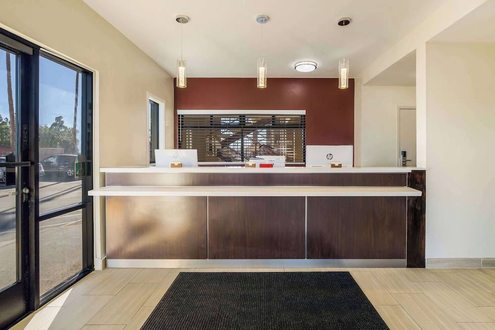 Days Inn by Wyndham Chula Vista/San Diego 2
