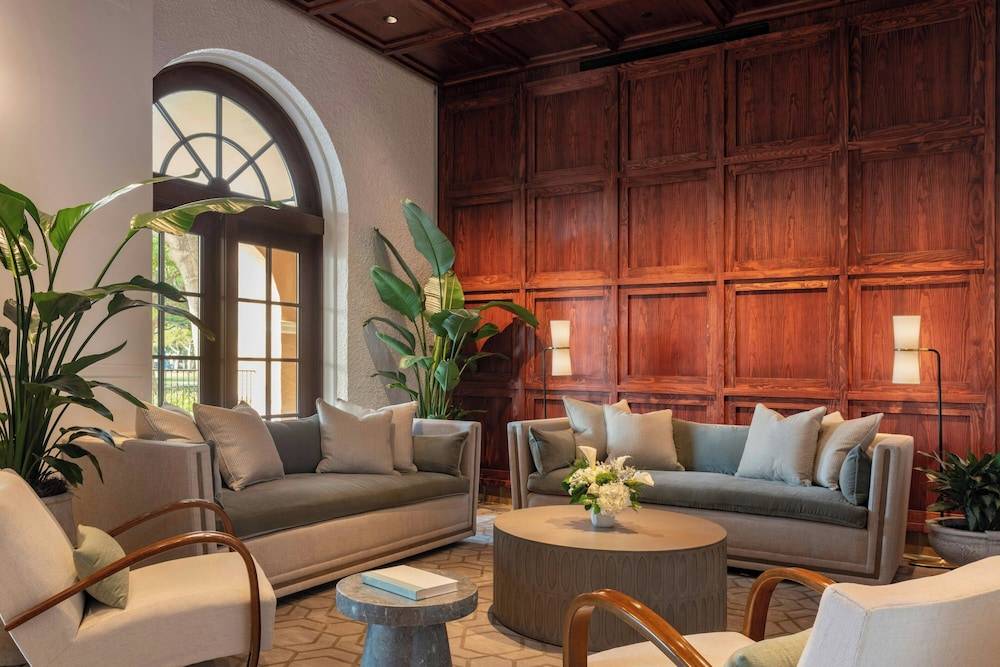 The Vinoy Resort & Golf Club, Autograph Collection 2