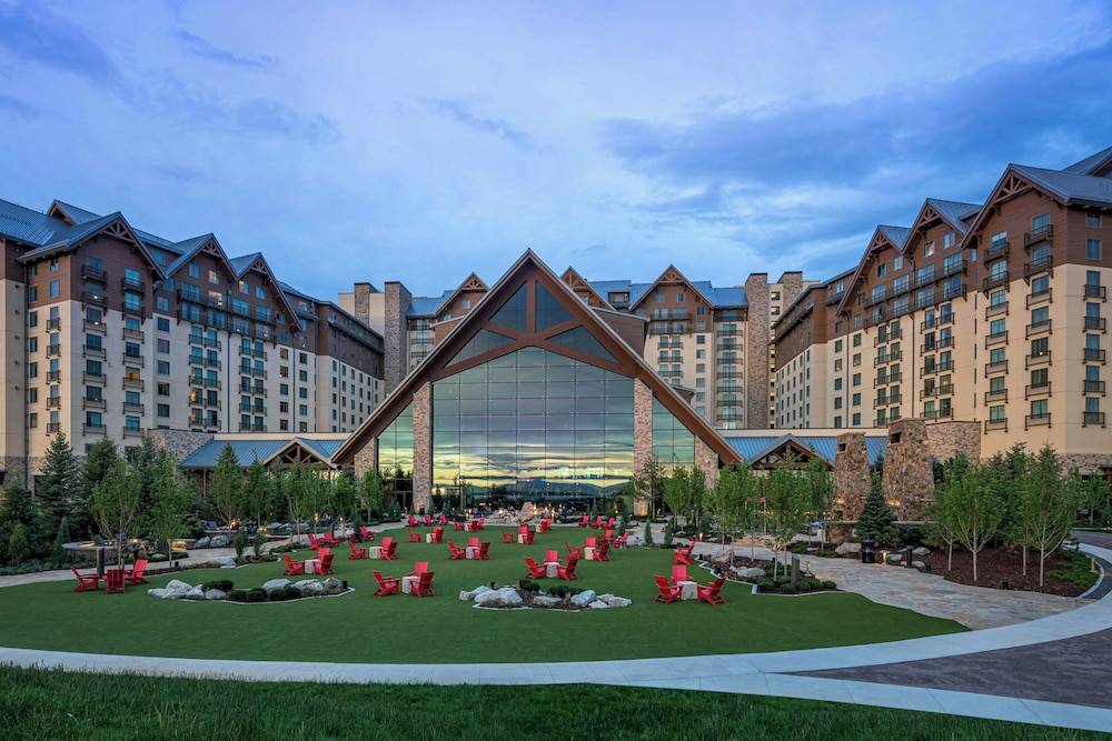 Gaylord Rockies Resort & Convention Center 1