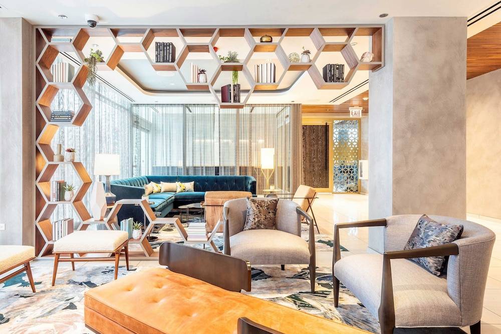 Le Meridien Essex Chicago 1