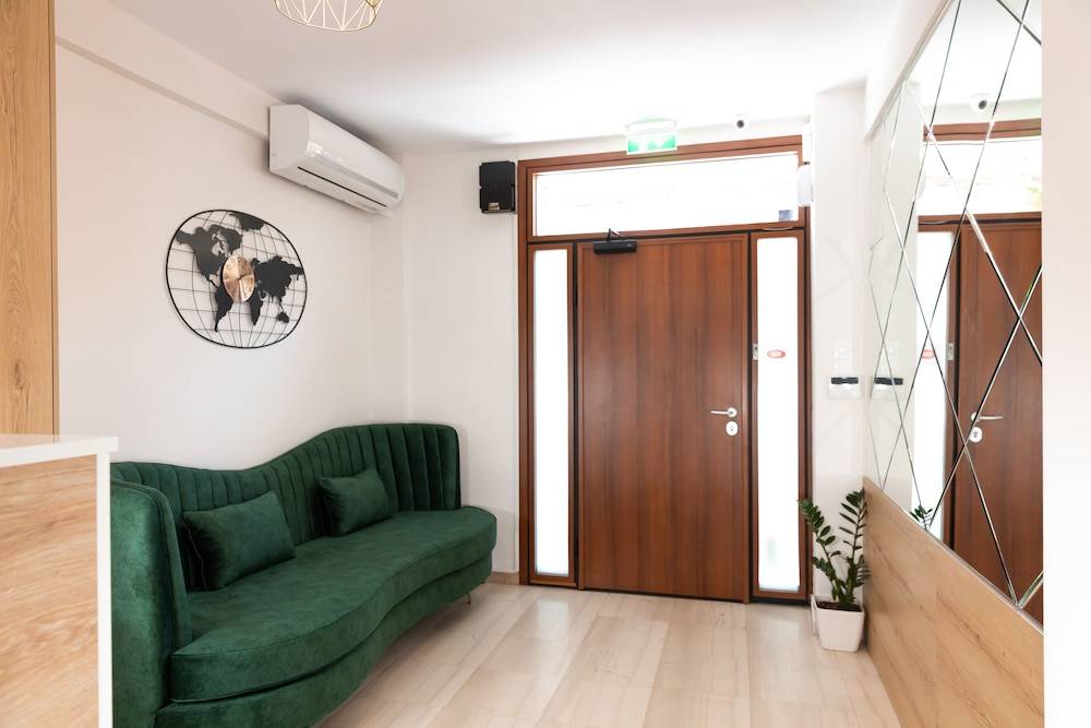 City Plaza Apartments & Rooms 2
