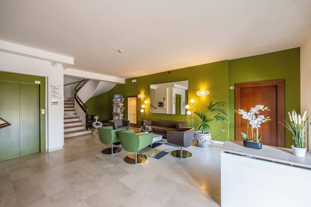 Hotel Ideal 2