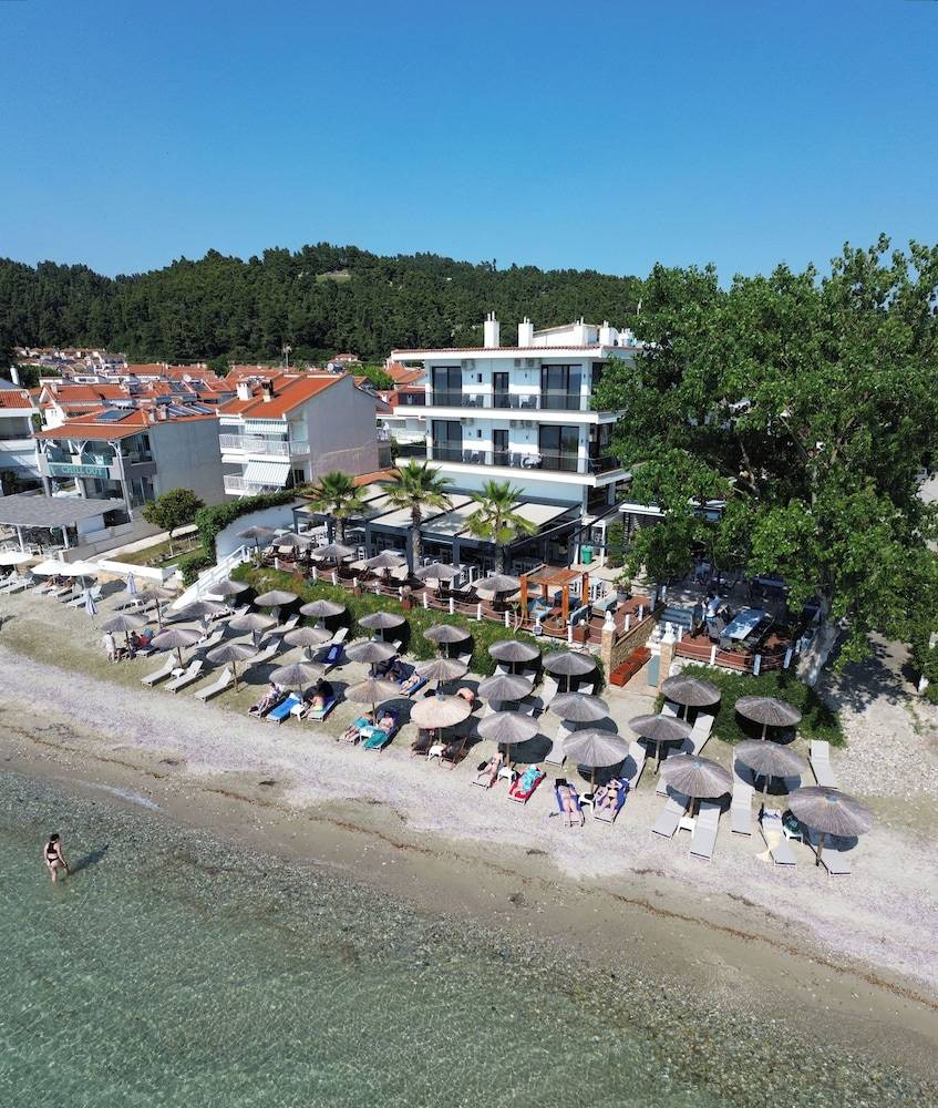 Greek Pride Seafront Hotel 1