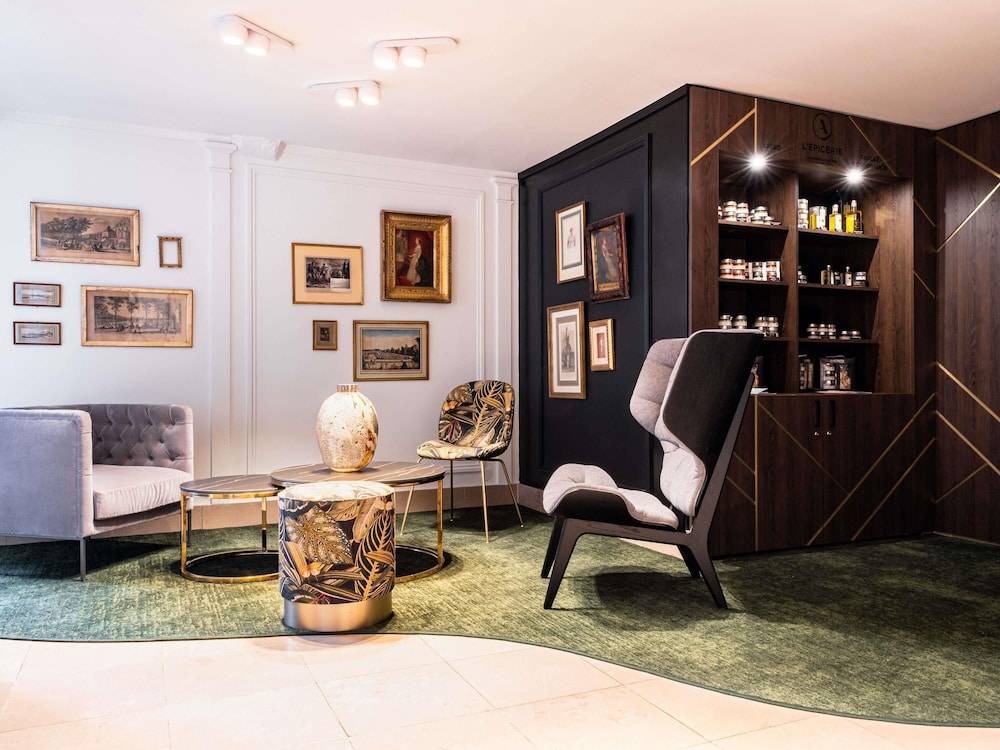 Aigle Noir Hotel Fontainebleau - MGallery Collection 2