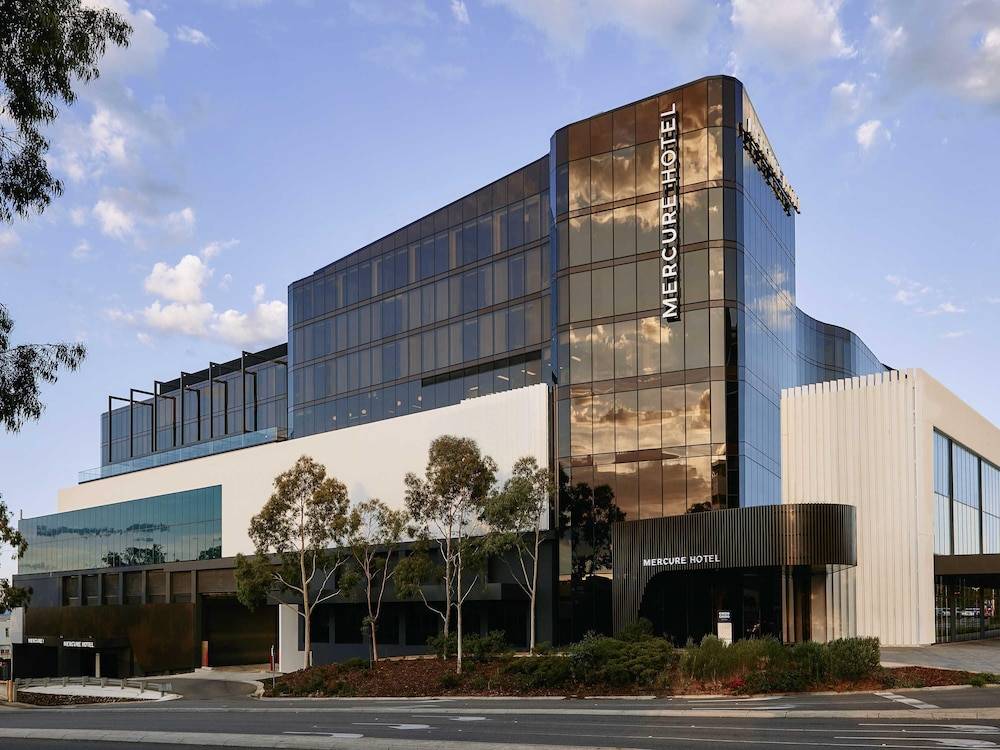 Mercure Melbourne Doncaster 1