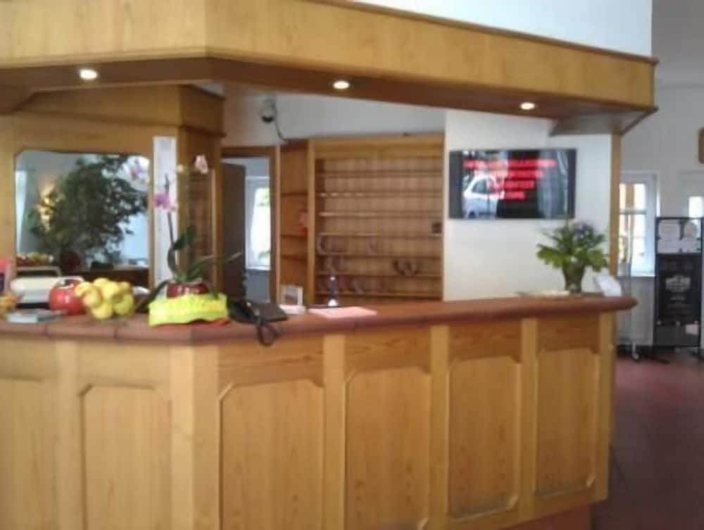 Airport Hotel Filder Post 2