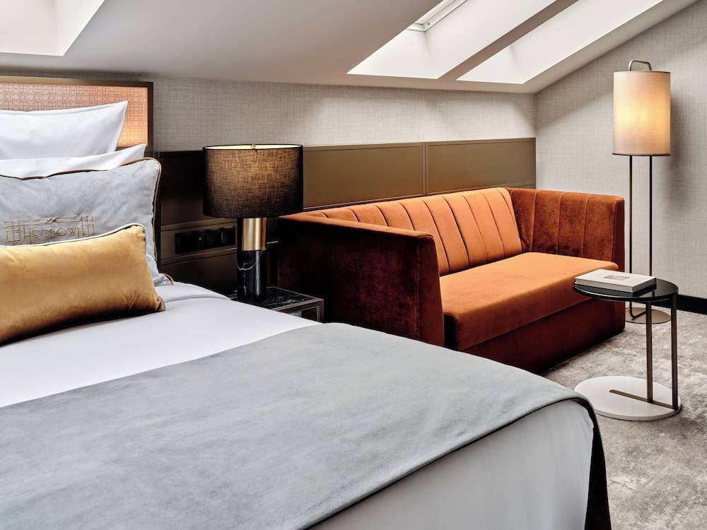 The Crown Krakow Center - Handwritten Collection ACCOR 2