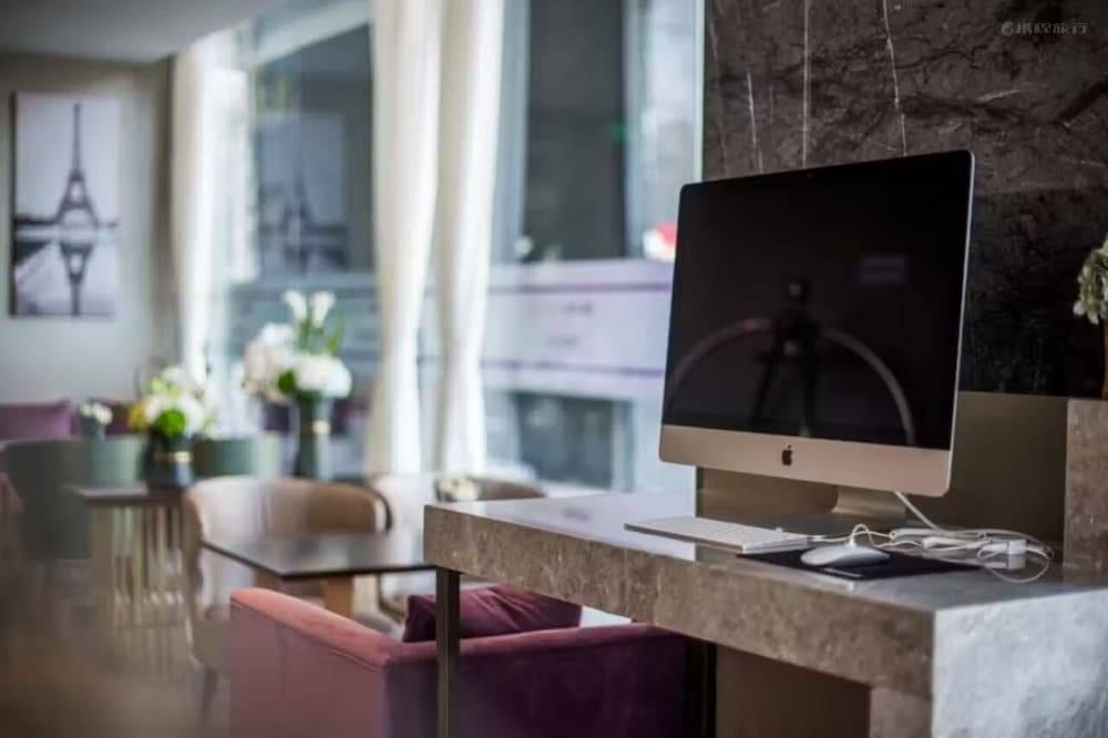 Mercure Chengdu Downtown Hotel 2