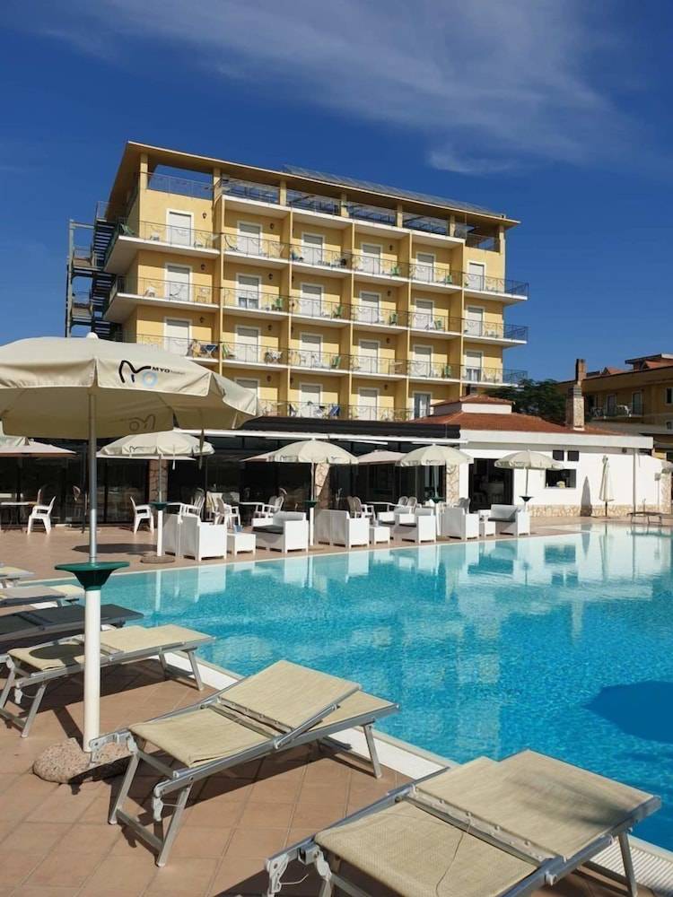 Hotel Club Sabbiadoro 1