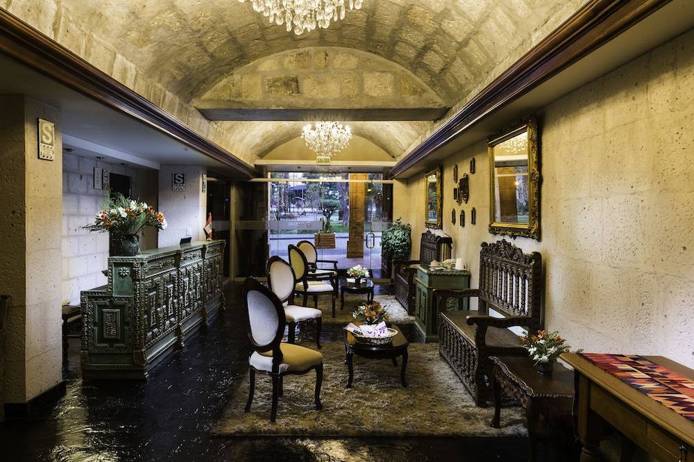 Katari Hotel at Plaza de Armas 2