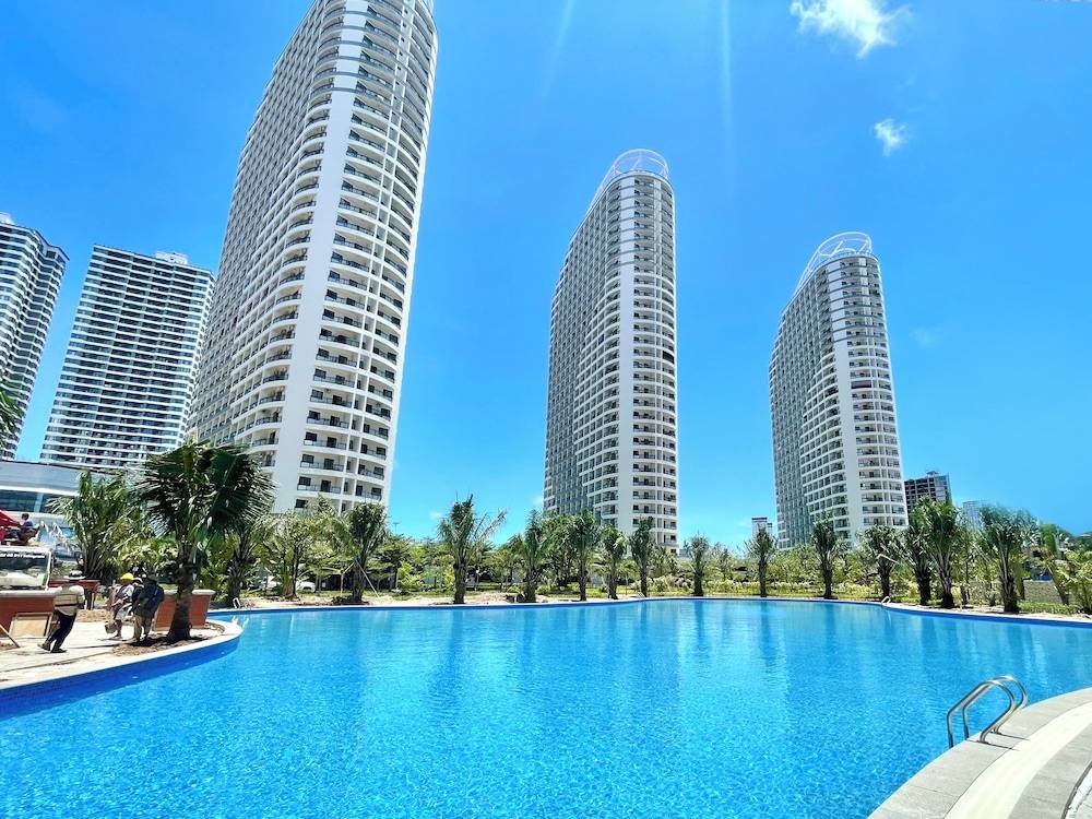 Star Bay Residence 1