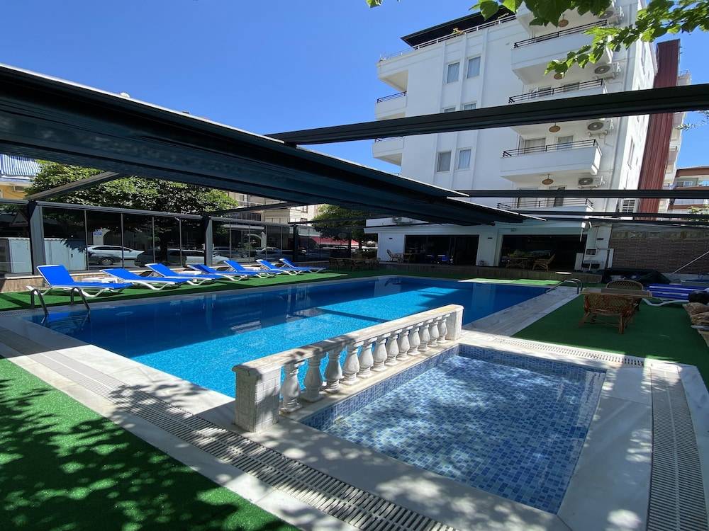 Kadeer Hotel 1