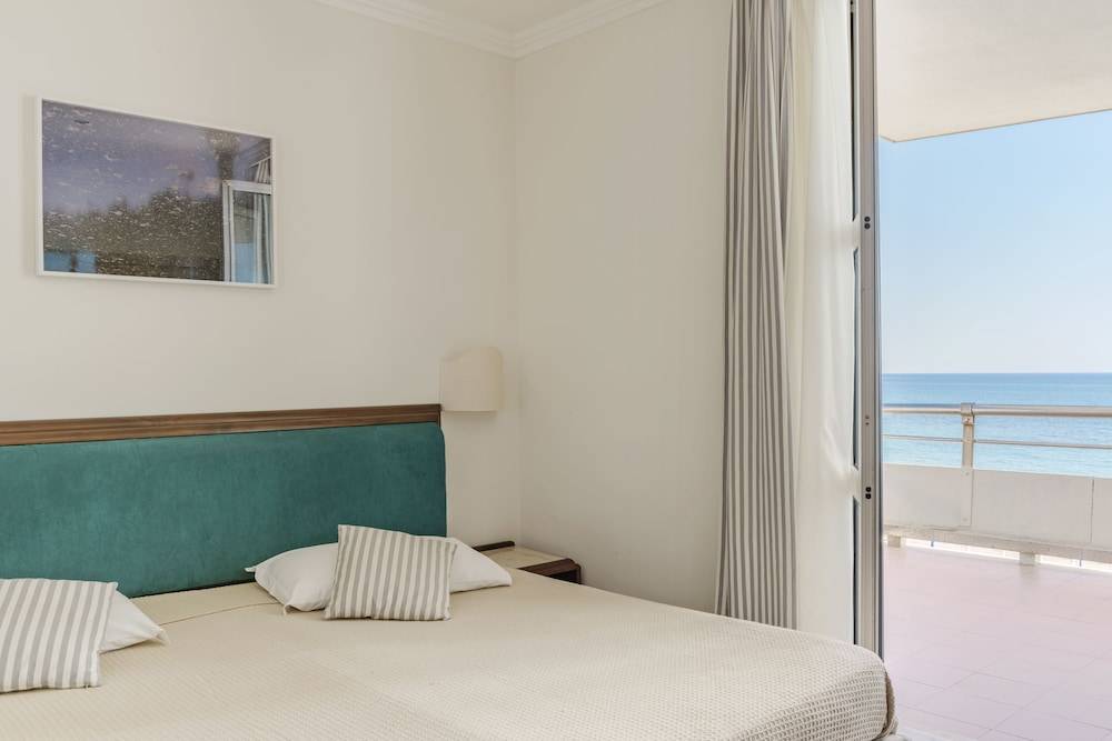 Hotel Riviera 1