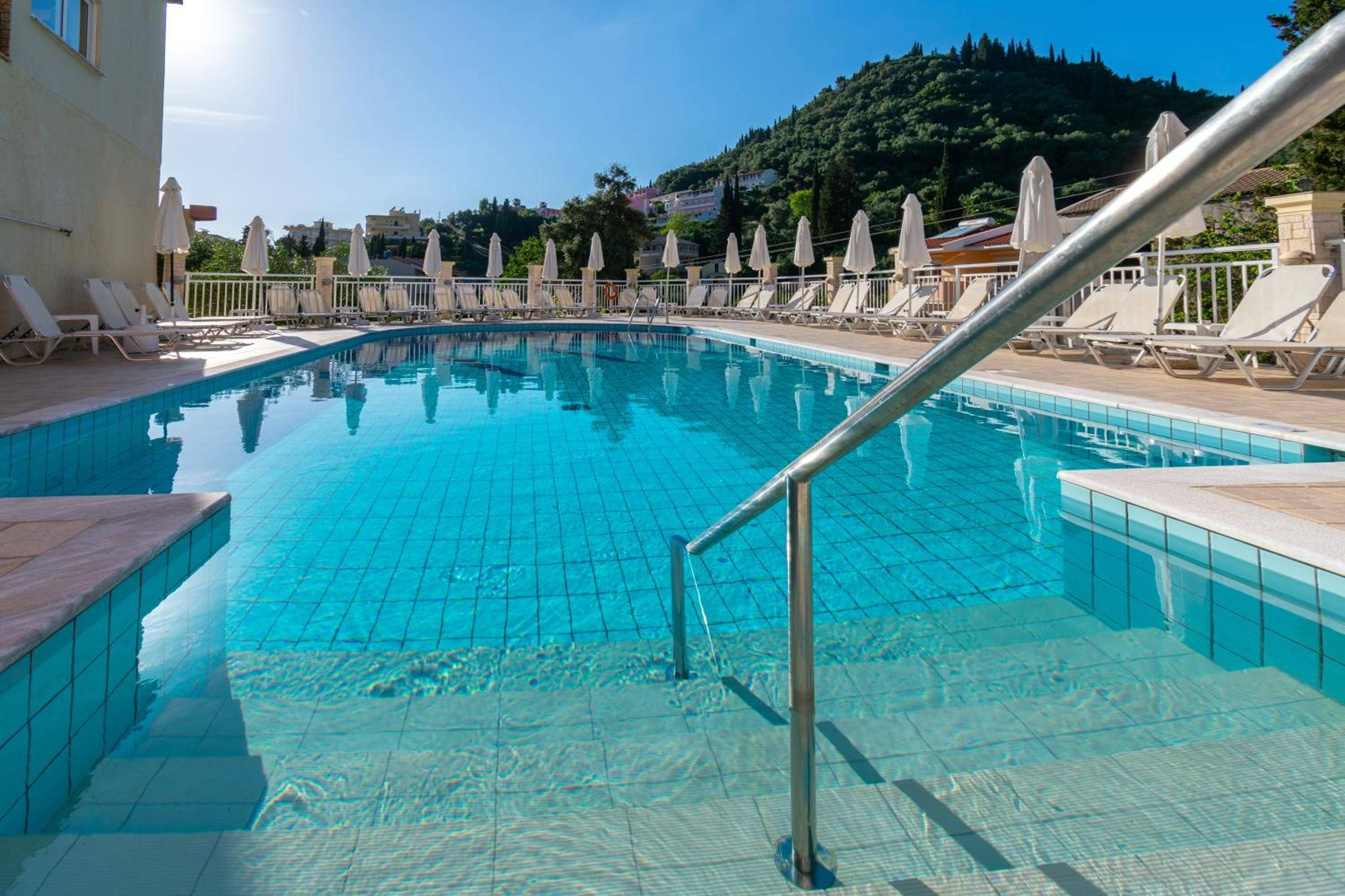 Angelica Hotel 1