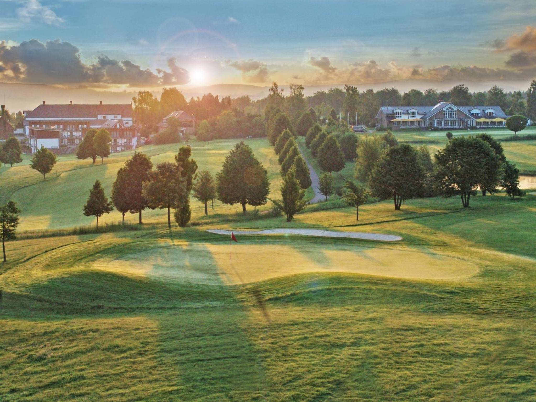 Golf & Resort Hotel Gut Heckenhof im Siegtal zwischen Bonn und Köln 1
