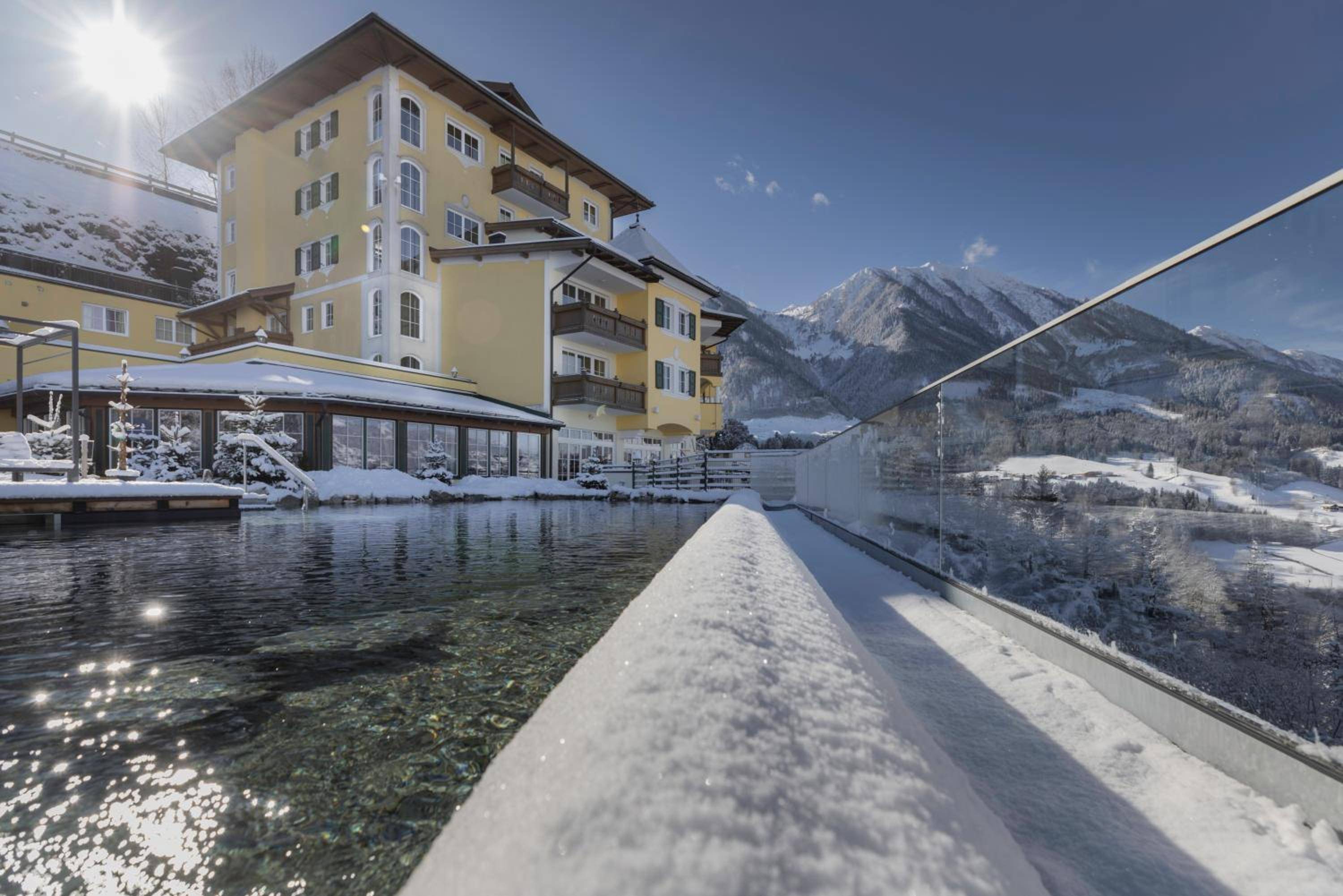Hotel AlpenSchlössl 2