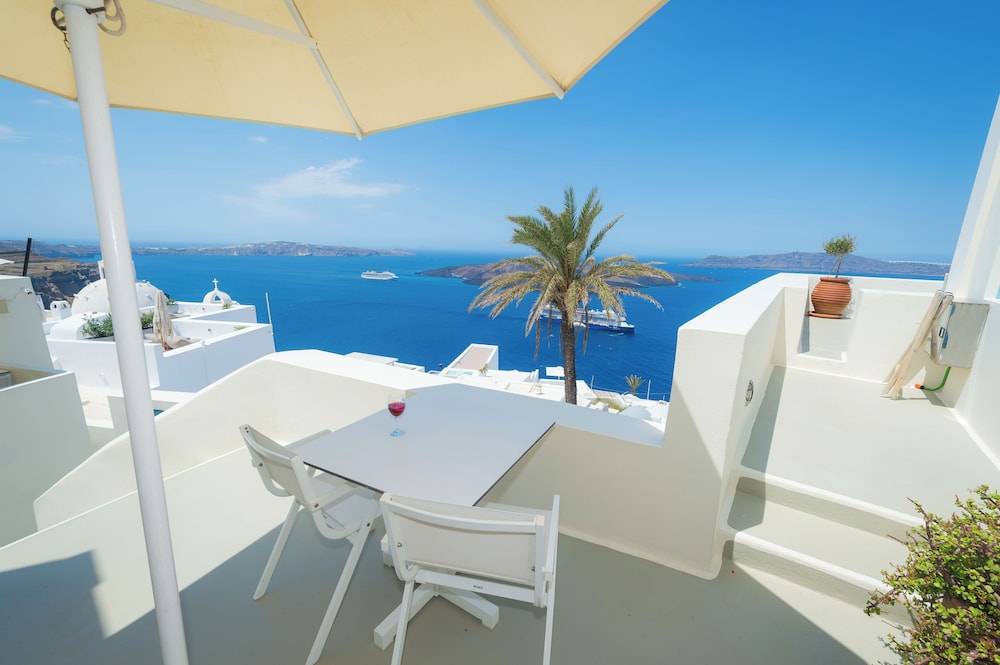 Pantelia Suites 1