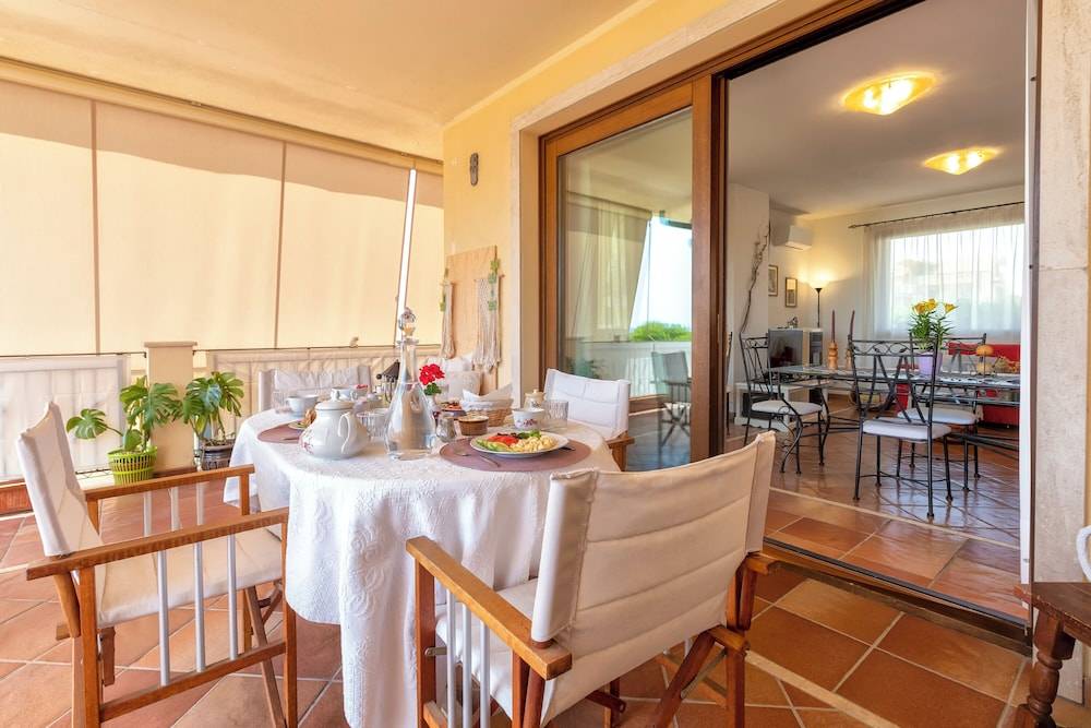 Sardinia Guest House - Adults Only 1
