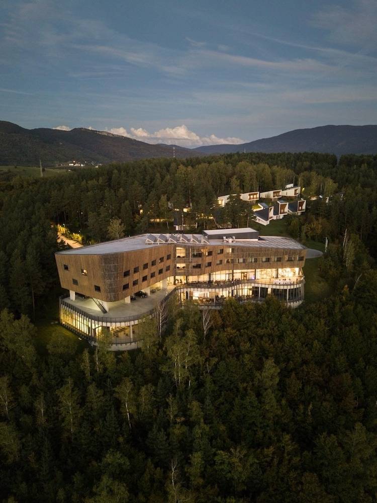 Tarcin Forest Resort & Spa Sarajevo - MGallery Collection 1