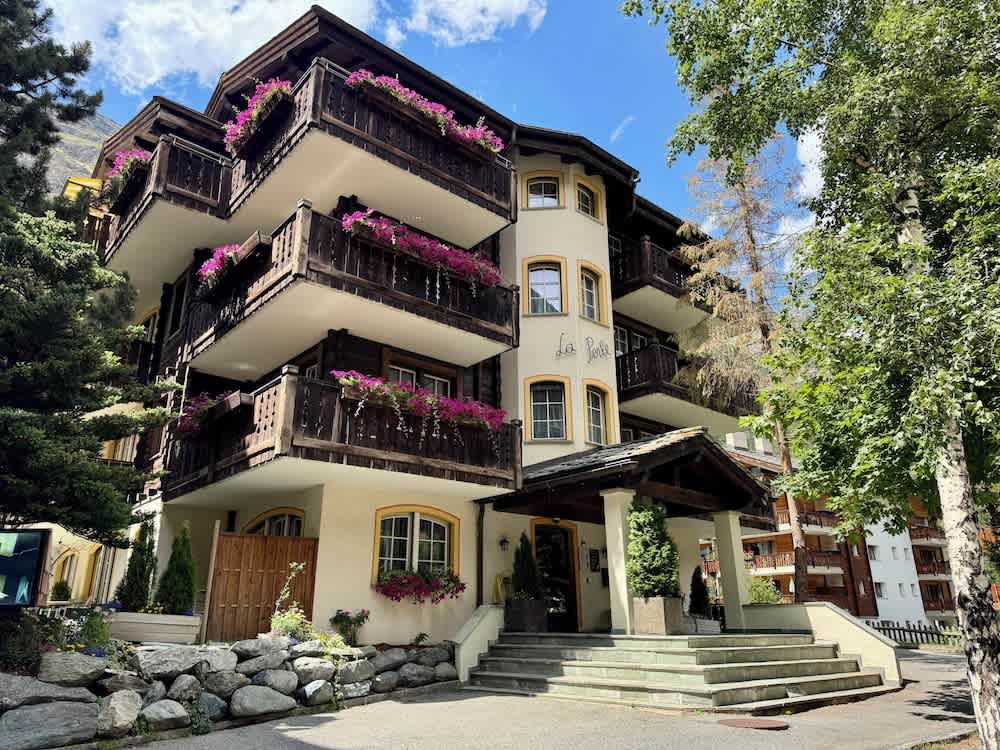 La Perle Apartments 1
