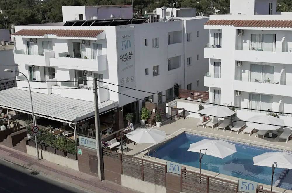 Aparthotel Fleming 50 - Adults Only 1