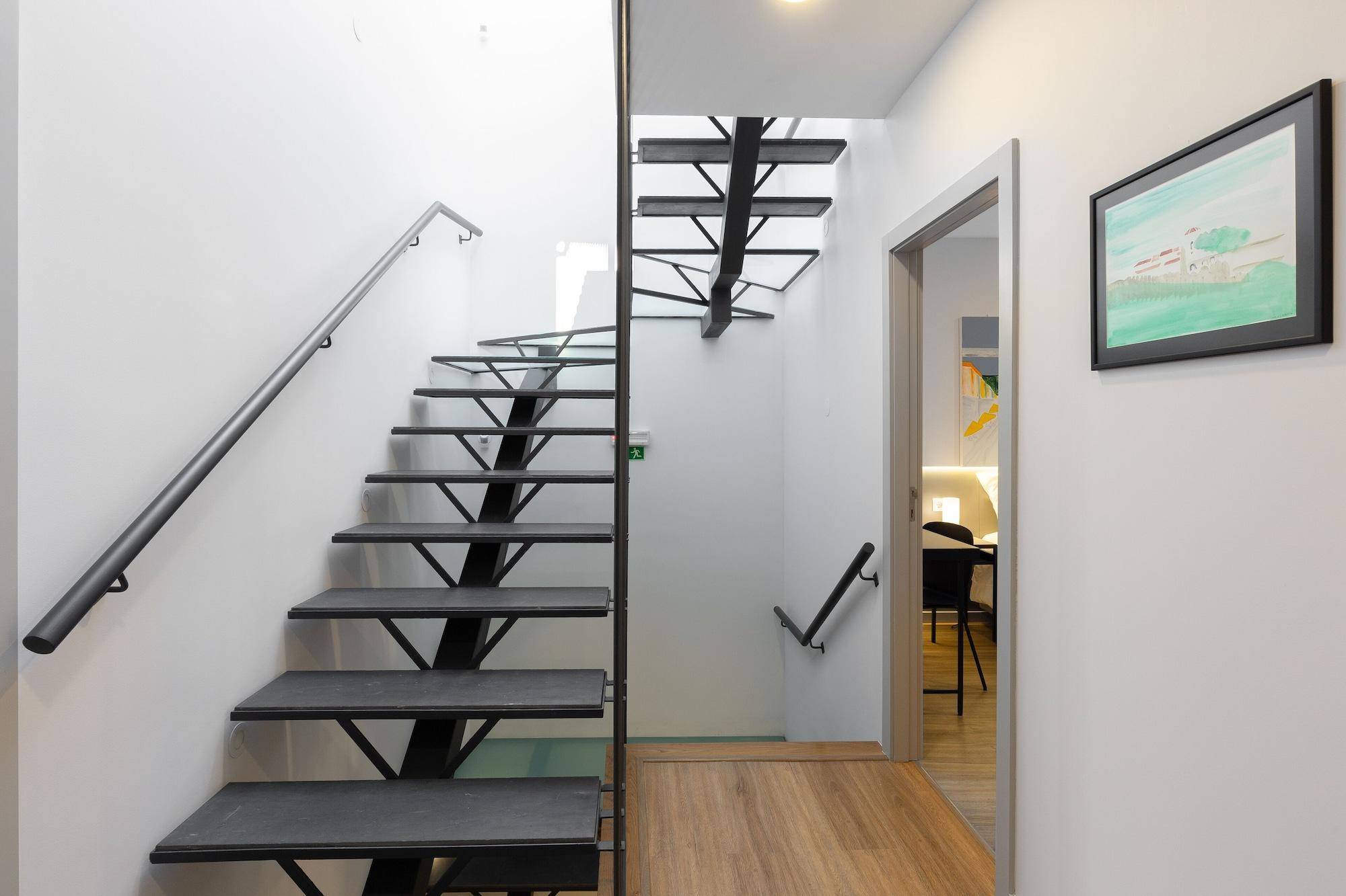 Serra do Pilar Porto Suites 2