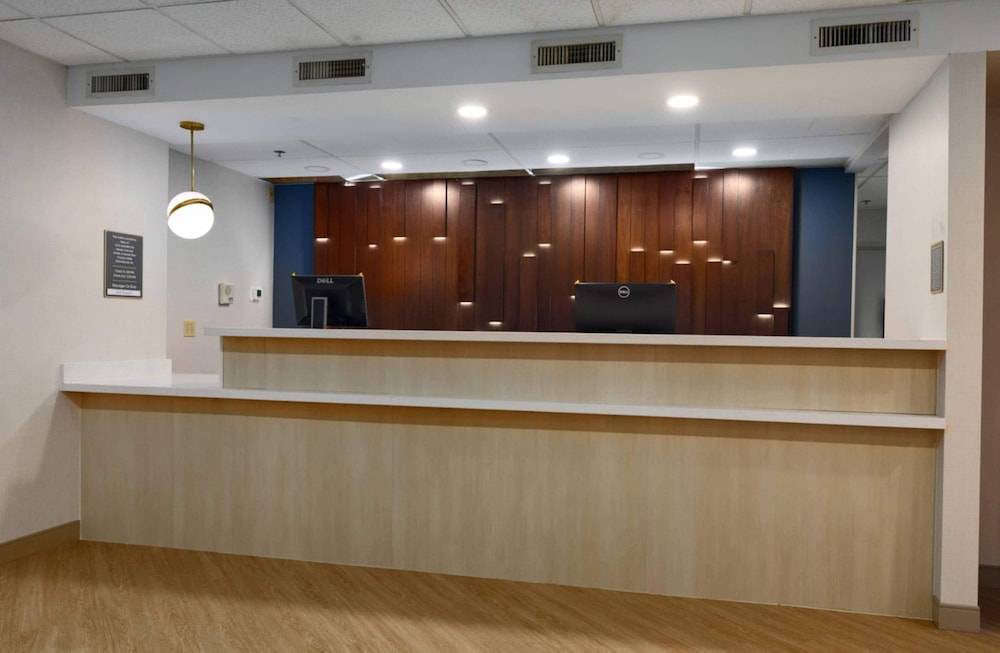 Comfort Suites Springfield-Eugene 2