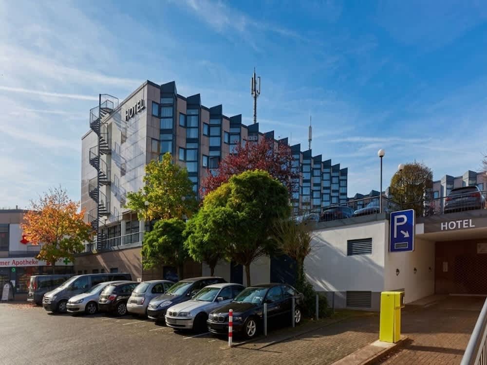 H+ Hotel Köln Brühl by Sunday Hotels 1