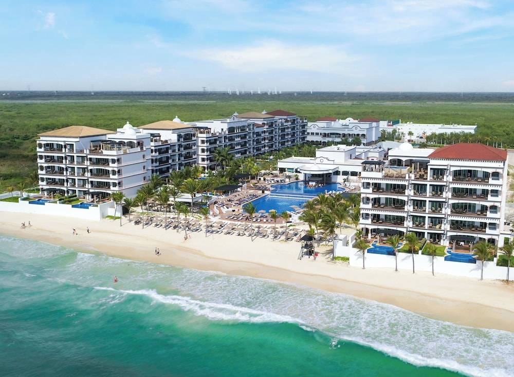 Holiday Inn Club Vacations Grand Residences All Inclusive 1