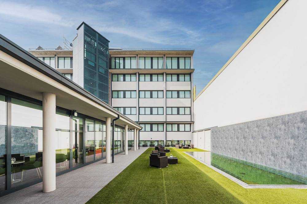 Spark By Hilton Milan Linate Airport 1