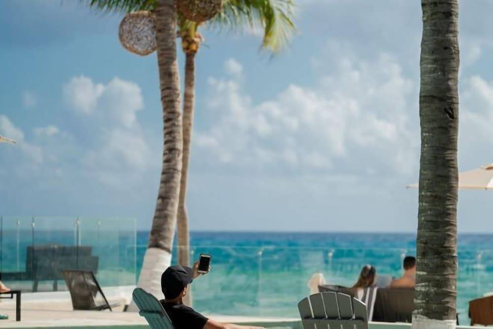 The Beachfront by The Fives Hotels Á la Carte - Adults Only 2