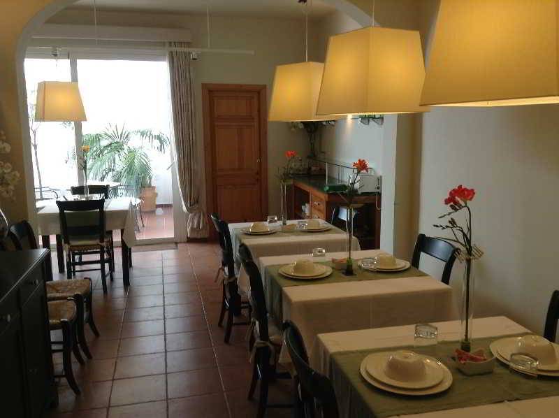 Hotel Es Mercadal 1