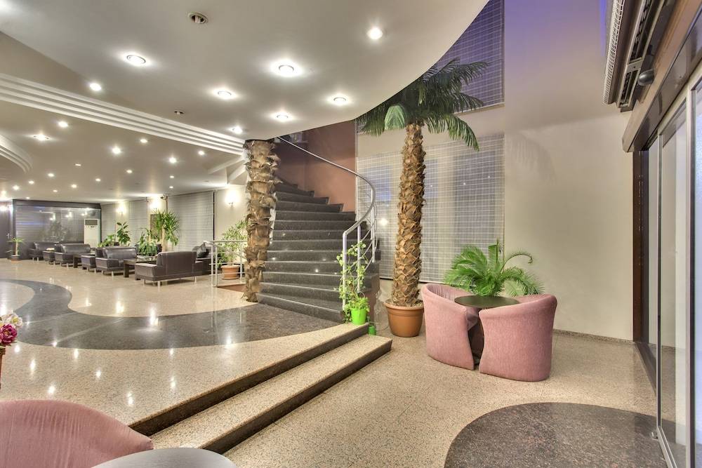 Antroyal Hotel 2