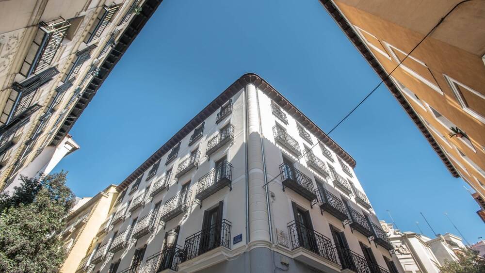 Soho Boutique Opera 1