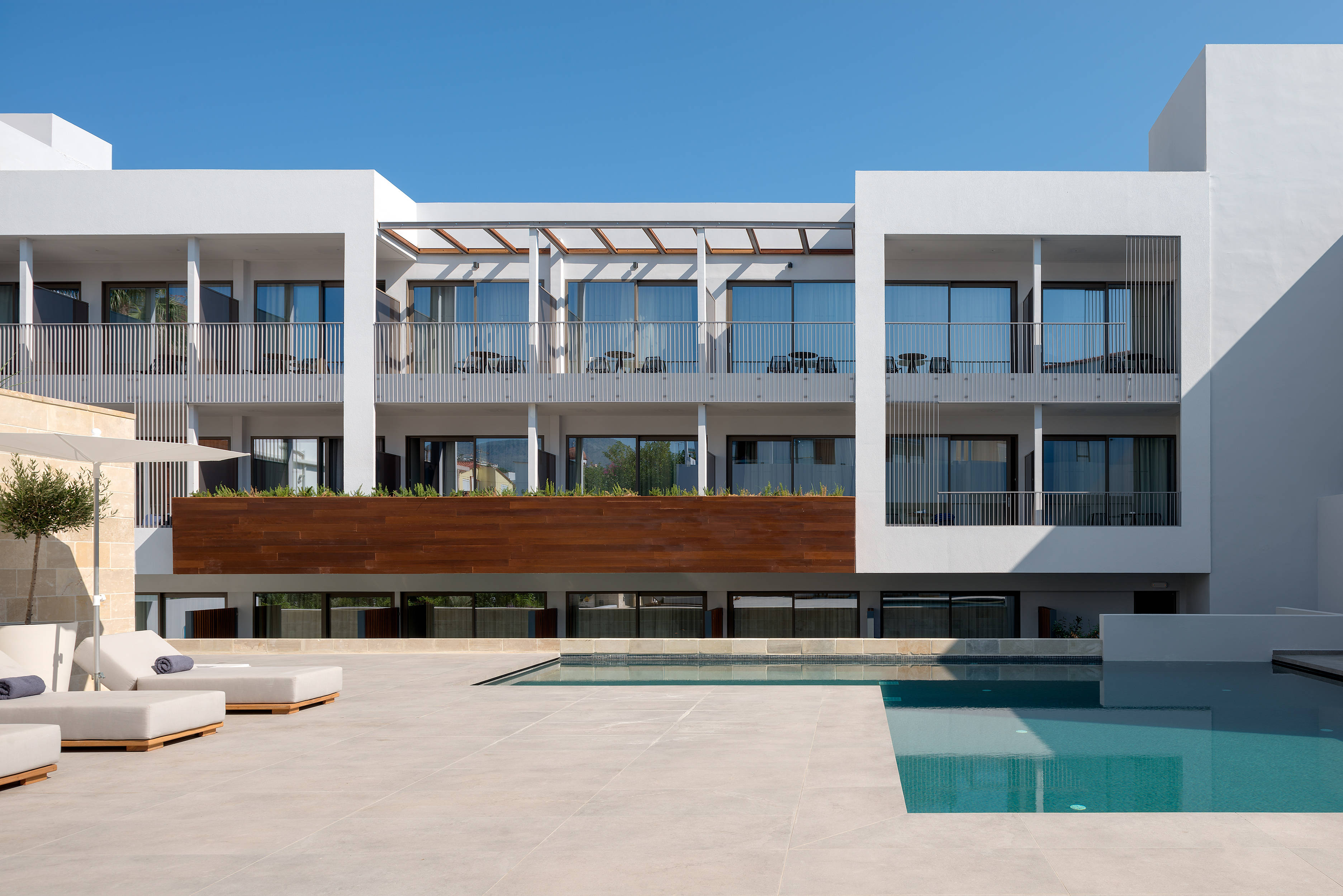 Ikones Seafront Luxury Suites 1