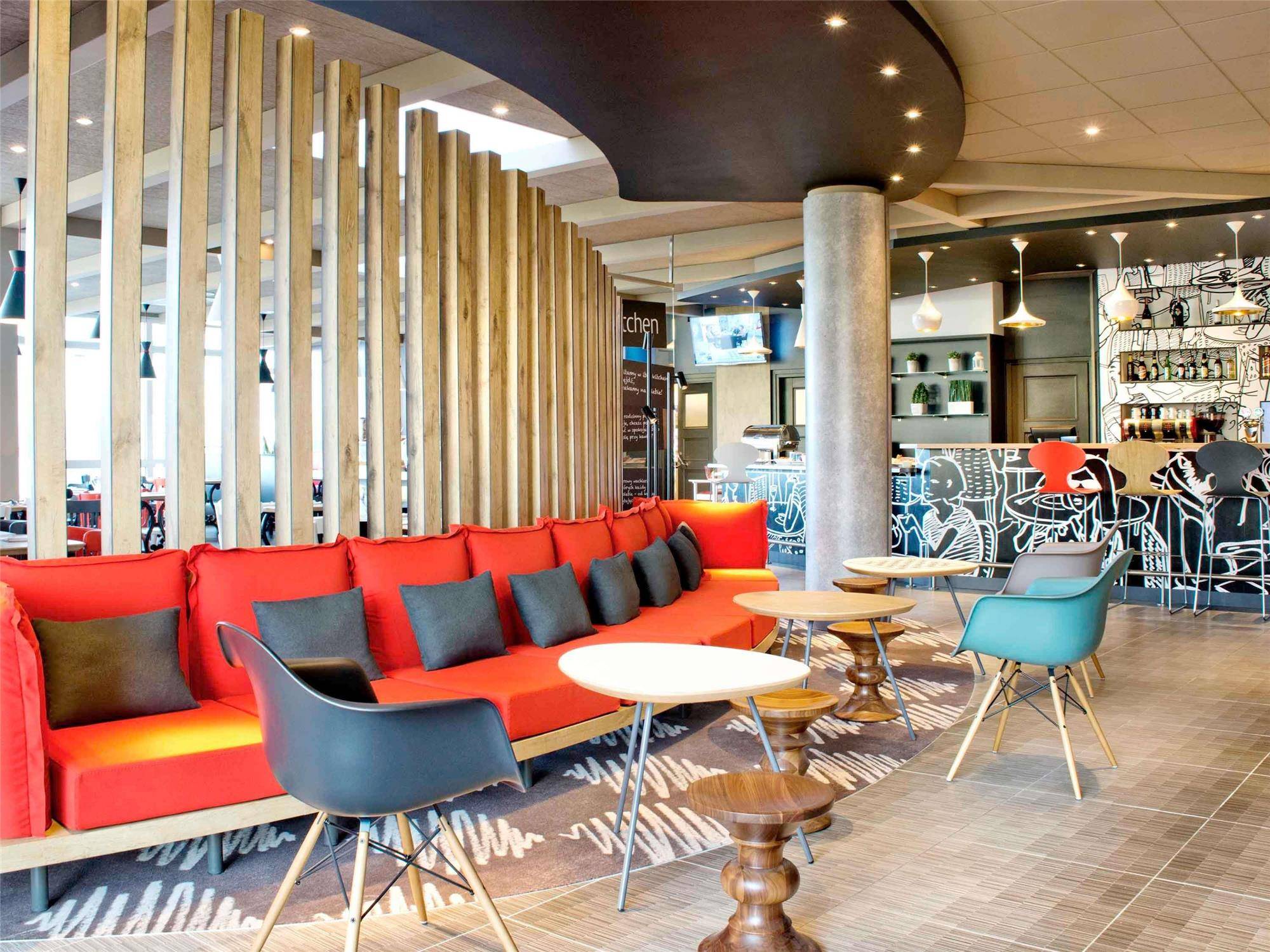 Ibis Warszawa Ostrobramska 2