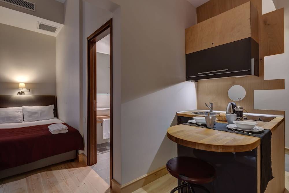 No11 Hotel & Apartments 2