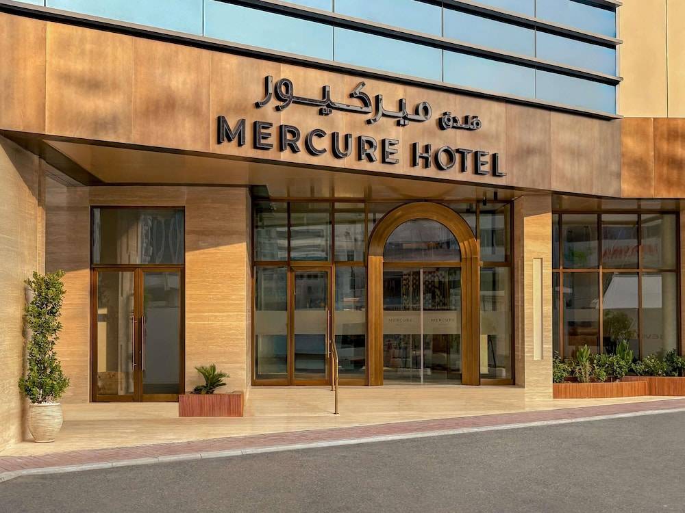 Mercure Abu Dhabi Downtown 1