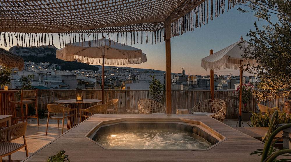 The Square Hotel by X&N 1