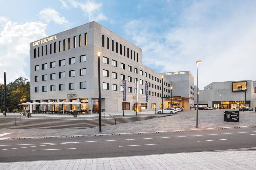 Ernst Leitz Hotel Wetzlar direkt neben der Leica Welt 1