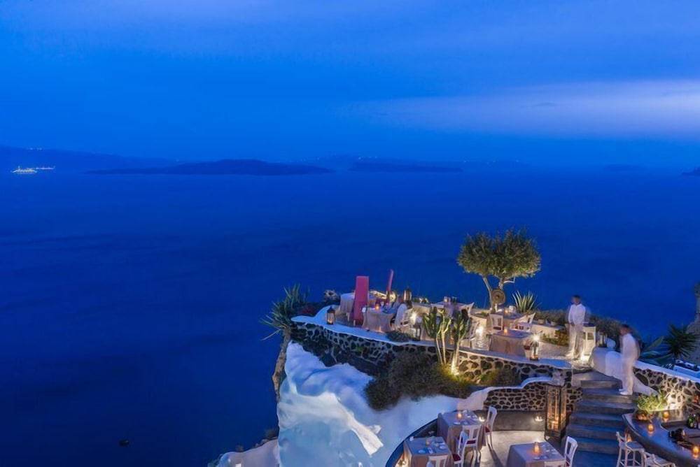 Andronis Luxury Suites 1