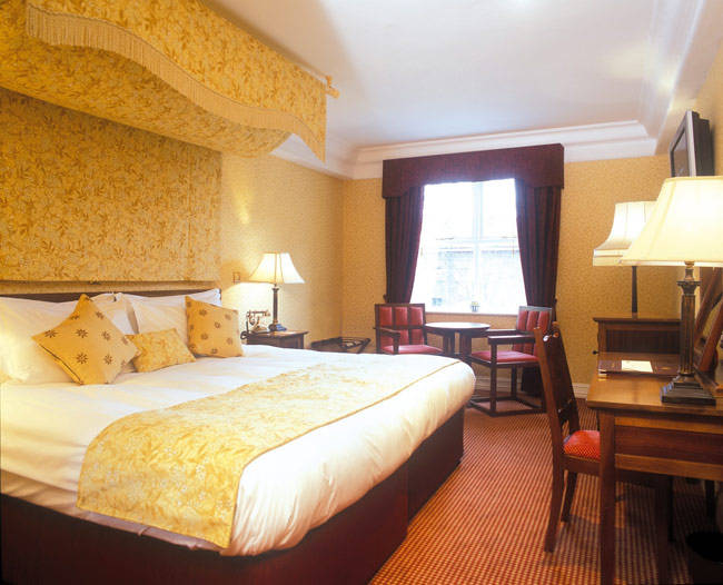 Schoolhouse Hotel 2