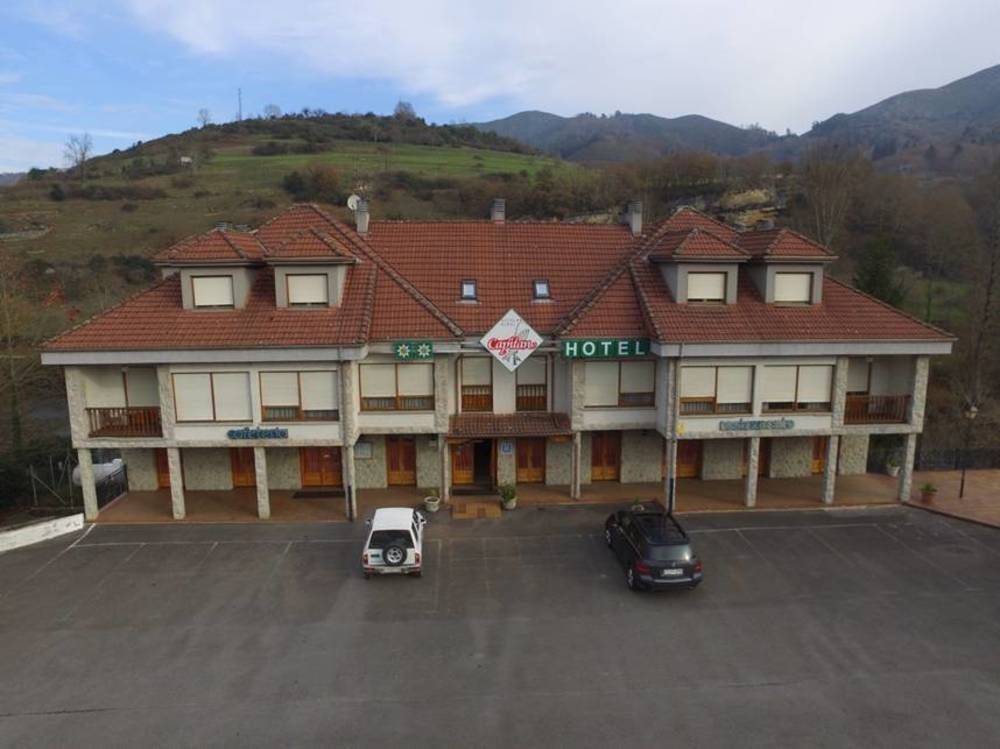 Hotel Capitán 1