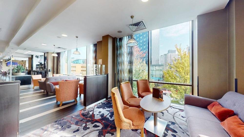 Clayton Hotel Cardiff 2