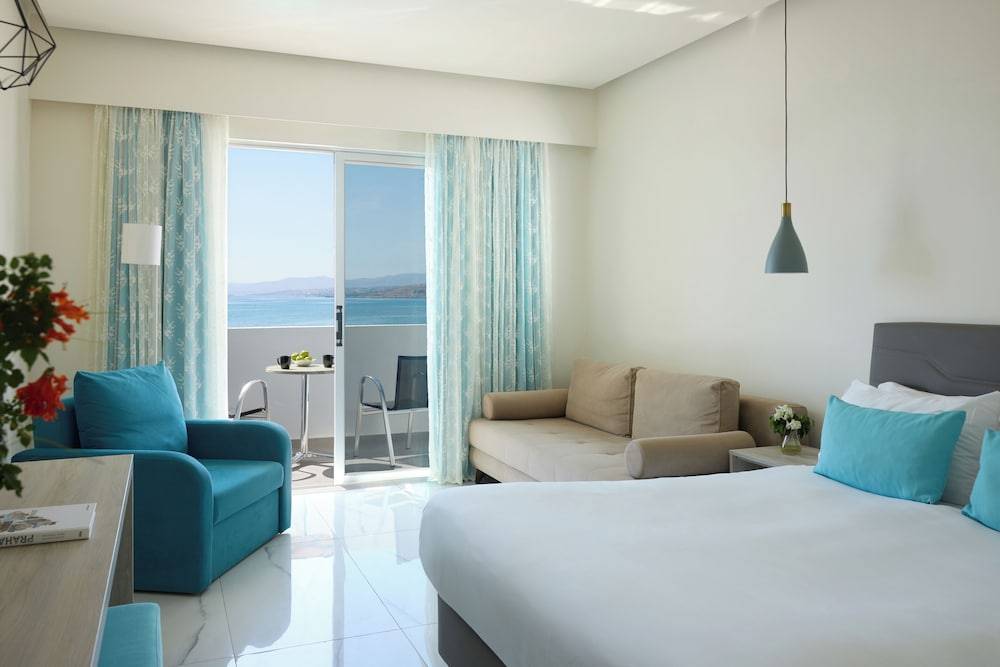 Sunrise Hotel 2