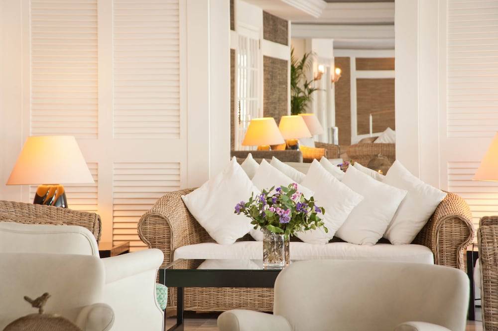 Augusta Club & Spa - Adults Only 2