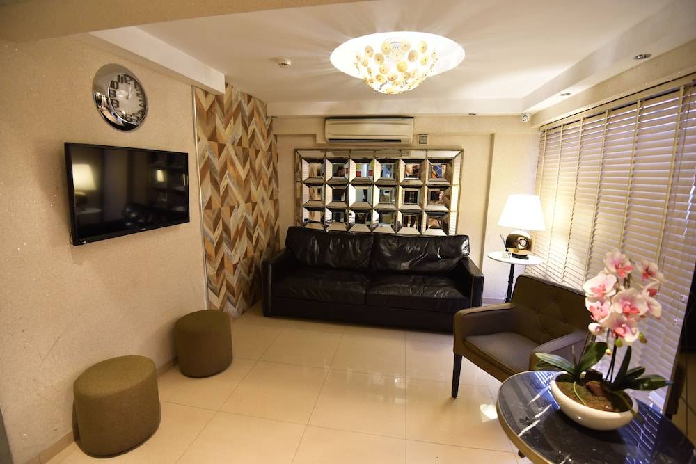 BGuest Hotel & Residence 2