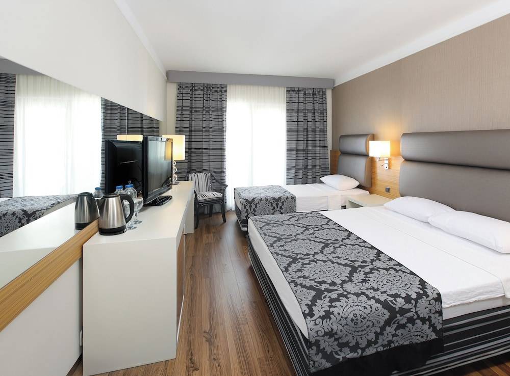 Cettia Beach Resort 1